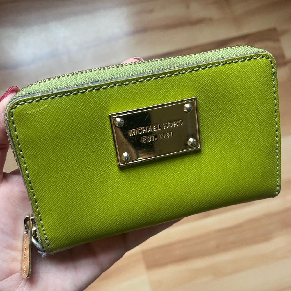 Lime green MICHAEL KORS wallet